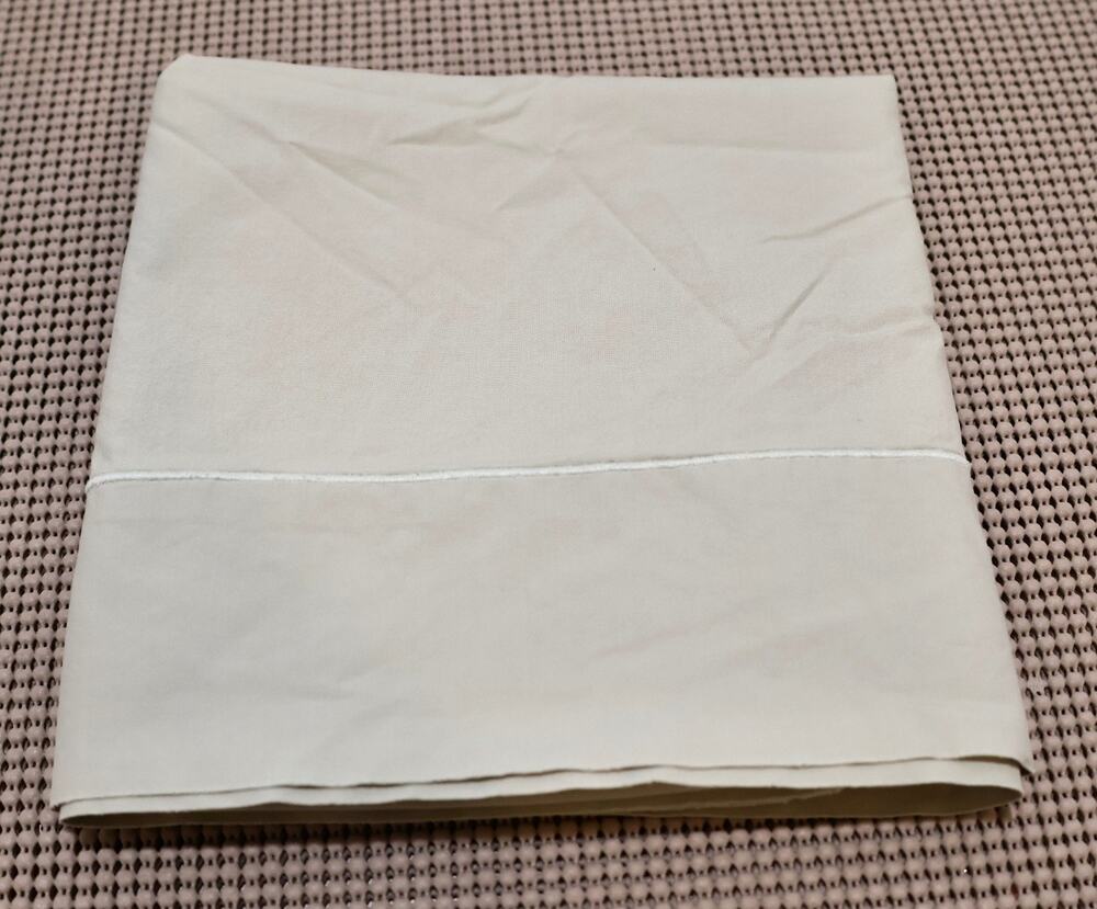 L.L. Bean Pillowcase Green Standard White Trim Cotton Portugal